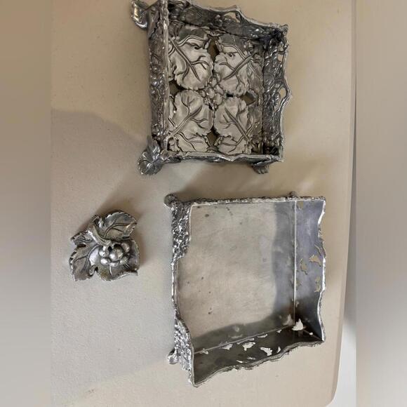 Set of Two Arthur Court Napkin Holders - Picture 4 of 9